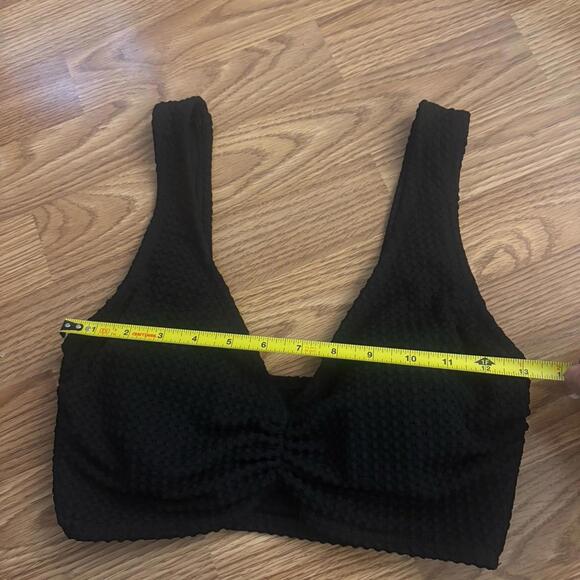 Shade & Shore Textured Bikini Top Size Medium (8-10) - Picture 6 of 6